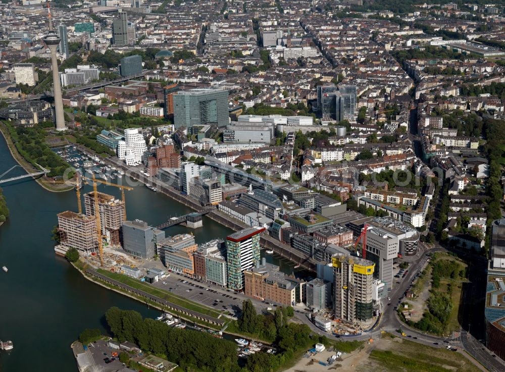 Düsseldorf from above - Site of the Düsseldorf media harbor on the banks of the Rhine in North Rhine-Westphalia