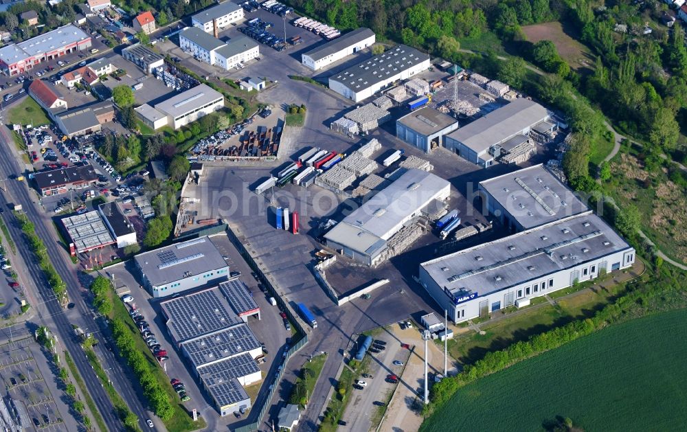 Aerial image Berlin - Site waste and recycling sorting der ALBA Recycling GmbH on Hultschiner Damm in Berlin