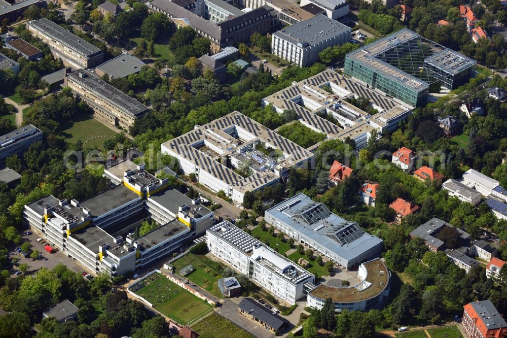 Berlin Dahlem from above - Area of the Seminar Campus Hotel Berlin overlooking the physics section of the building of the university FU Berlin in the district Dahlem in the state of Berlin