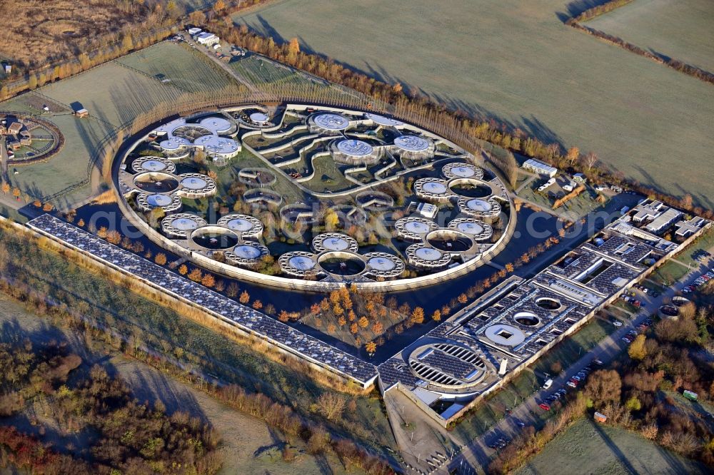Berlin from the bird's eye view: View of the newly built Berlin animal shelter. With an area of 16 hectares it is one of the largest animal shelters in Europe