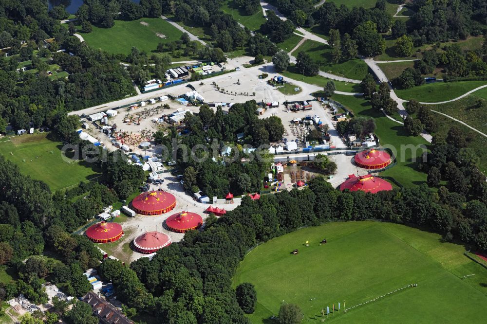 München from above - Participants in the Tollwood Festival music festival on the event concert area in Munich in the state Bavaria, Germany