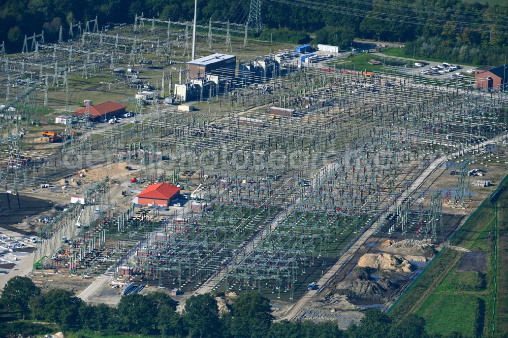 Hamburg from above - Site of the substation for voltage conversion and electrical power supply on Hegenredder in the district Billstedt in Hamburg, Germany