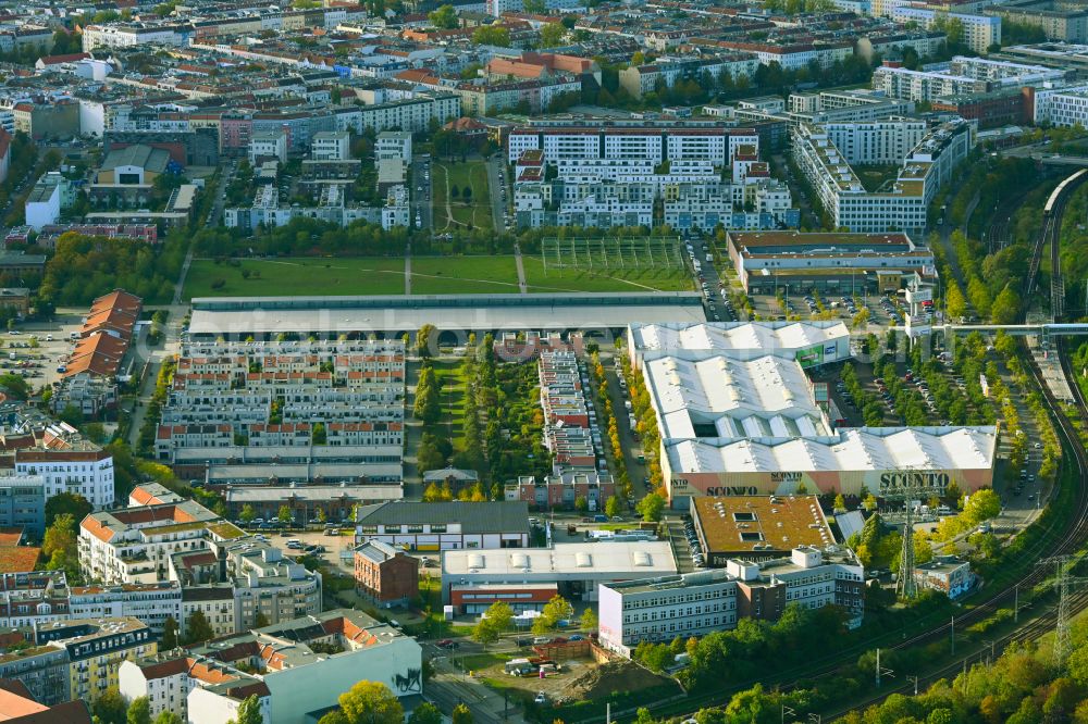 Aerial photograph Berlin - Site of the substation for voltage conversion and electrical power supply UW Malchow in the district Wartenberg in Berlin, Germany