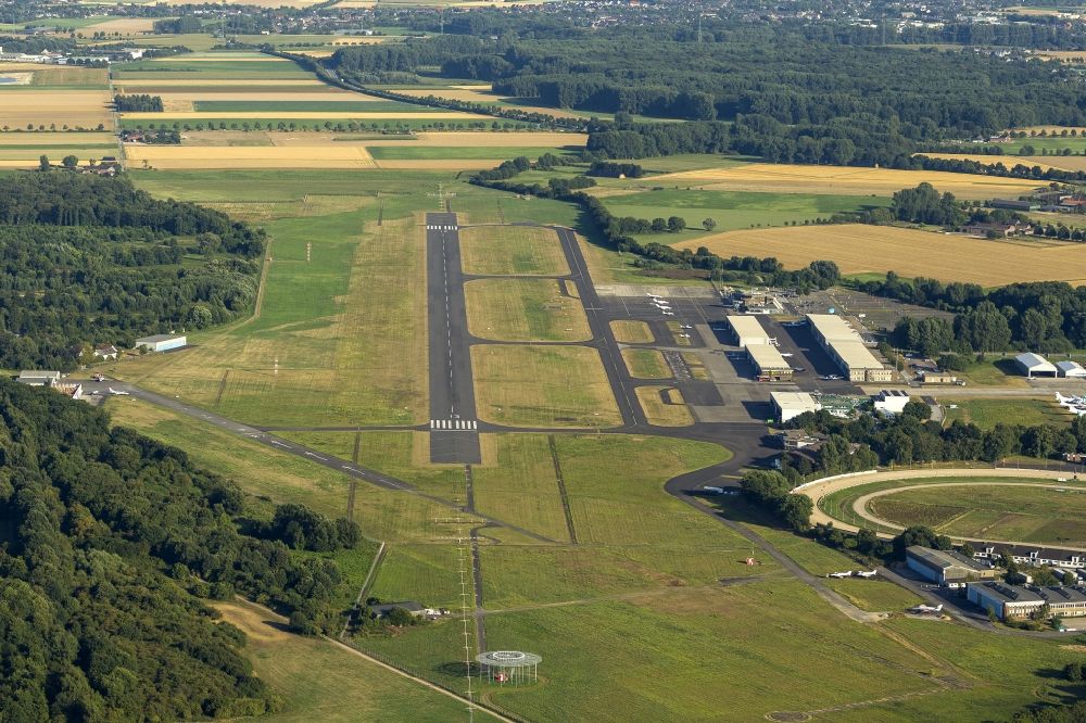 Aerial photograph Mönchengladbach - Site of the airfield airport Mönchengladbach, in North Rhine-Westphalia