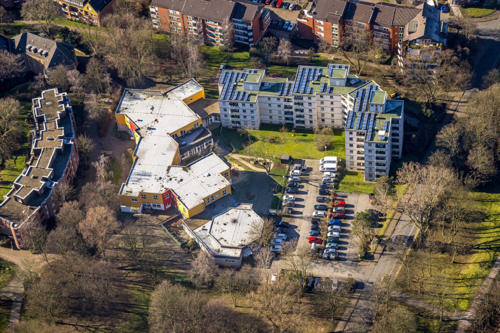 Lünen from the bird's eye view: Dwelling - Building on Marie-Juchacz-Strasse in Luenen in the state North Rhine-Westphalia, Germany