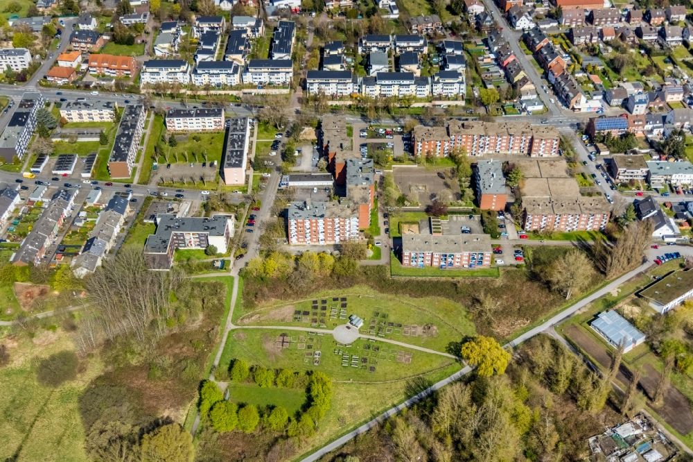 Aerial image Hamm - Community garden in an apartment building settlement in the district Heessen in Hamm at Ruhrgebiet in the state North Rhine-Westphalia, Germany