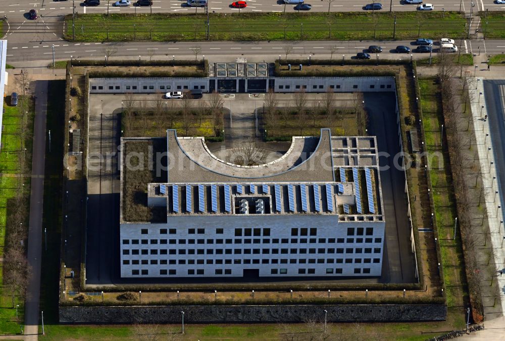 Karlsruhe from the bird's eye view: Administrative building of the State Authority Generalbundesanwalt beim Bundesgerichtshof in the district Suedweststadt in Karlsruhe in the state Baden-Wurttemberg, Germany