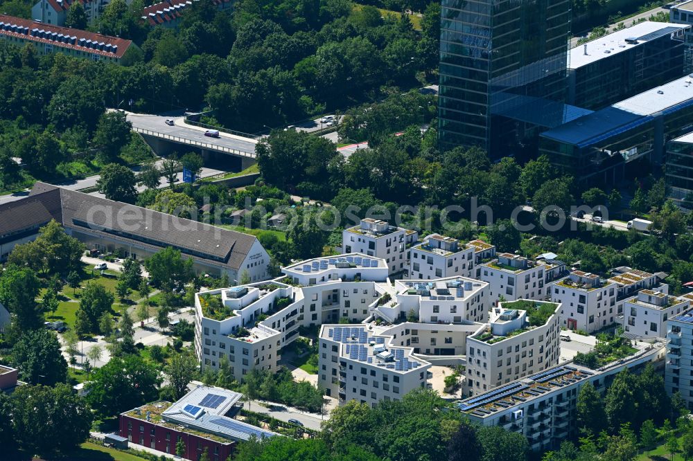 München from above - Cooperative housing estate wagnisART in Munich Schwabing in the state of Bavaria. The housing clusters share common areas. In the Domagkpark quarter, there is also the artists' group ARTrefugio, studios and workshops, practice and office spaces as well as an art and cultural cafe with event facilities