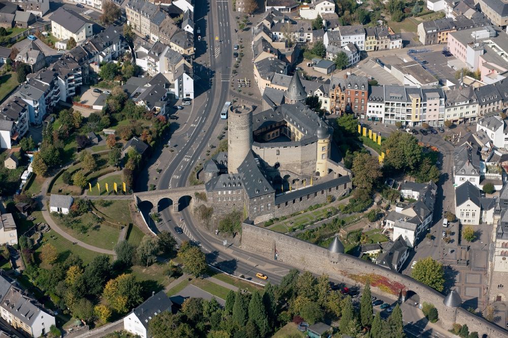 Aerial image Mayen - Genoveva Castle - landmark of the city of Mayen in Rhineland-Palatinate