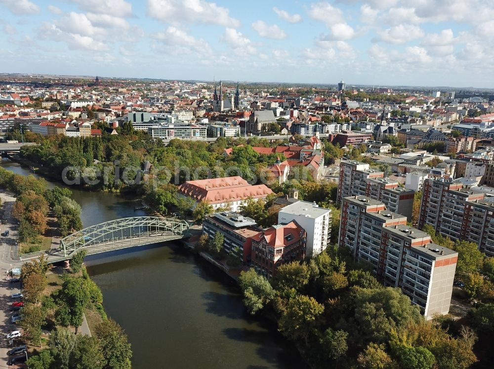 Aerial image Halle (Saale) - View of the Saale river on Genzmer bridge and the Glaucha district in Halle (Saale) in the federal state of Saxony-Anhalt