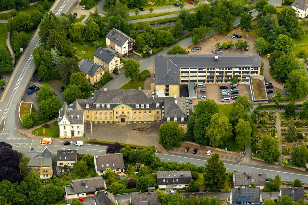 Meschede from above - Court- Building complex of the Amtsgericht Meschede on Steinstrasse in Meschede in the state North Rhine-Westphalia, Germany