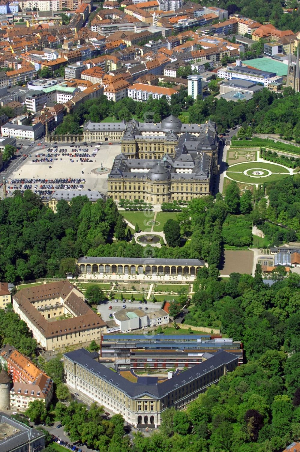 Aerial image Würzburg - Court- Building complex of the Amtsgericht Wuerzburg on Ottostrasse in the district Altstadt in Wuerzburg in the state Bavaria, Germany