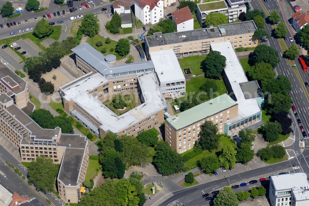 Göttingen from the bird's eye view: Court- Building complex of the Amtsgerichtes in Goettingen in the state Lower Saxony, Germany