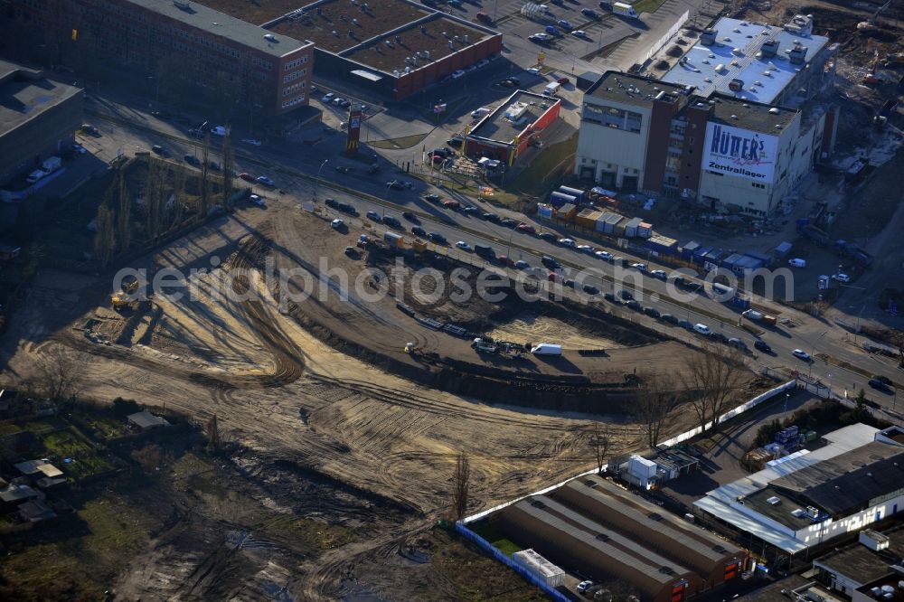 Aerial photograph Berlin Neukölln - Cleared land for the construction of the continuation of the route of the A100 city motorway in Berlin Neukoelln