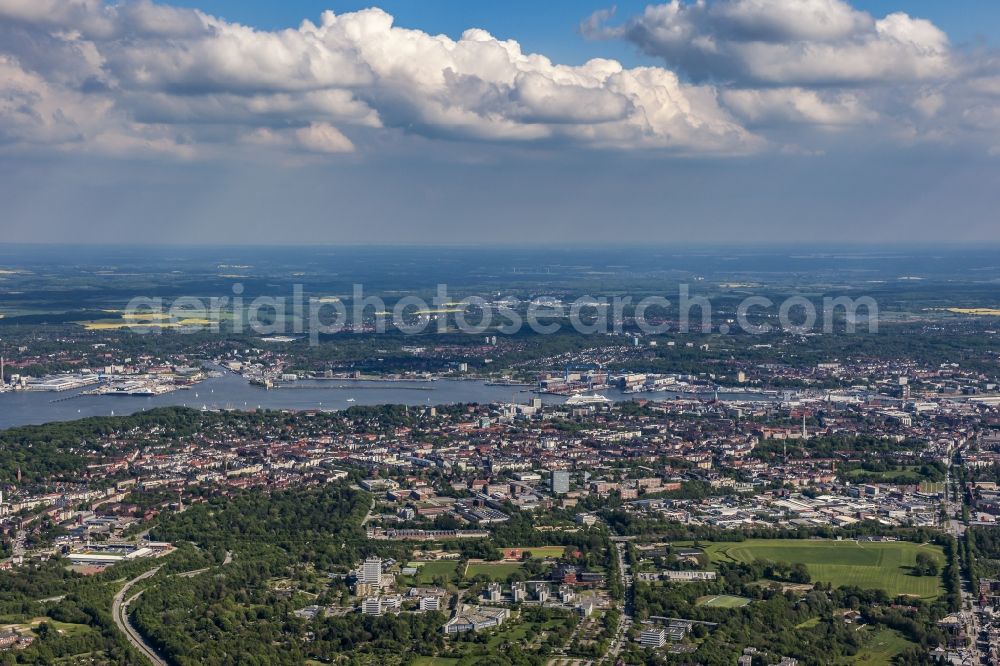 Aerial photograph Kiel - Total summary and city with outlying districts and harbour in Kiel in the federal state Schleswig-Holstein, Germany