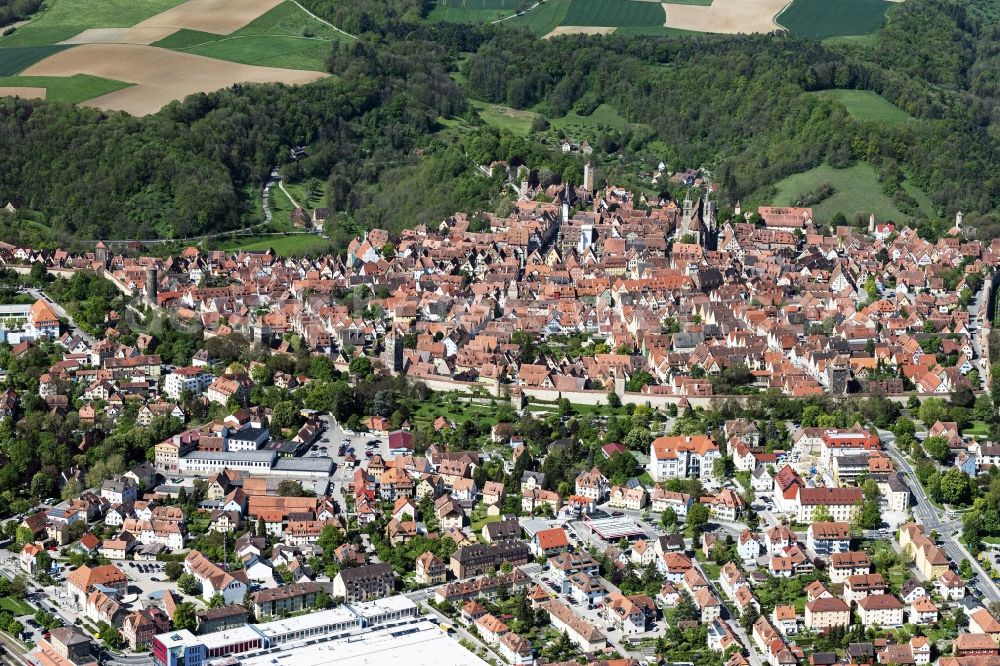 Aerial photograph Rothenburg ob der Tauber - City area with outside districts and inner city area in Rothenburg ob der Tauber in the state Bavaria, Germany