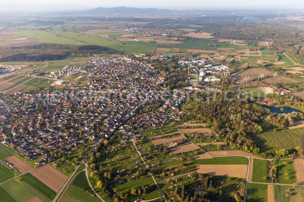 Rust from the bird's eye view: City area with outside districts and inner city area in Rust in the state Baden-Wuerttemberg, Germany