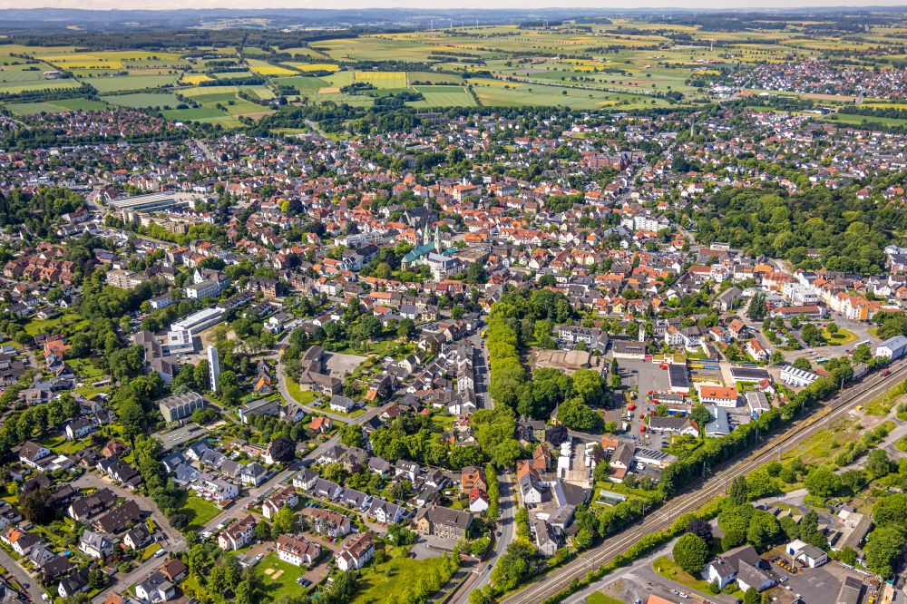 Aerial image Werl - City area with outside districts and inner city area in Werl in the state North Rhine-Westphalia, Germany