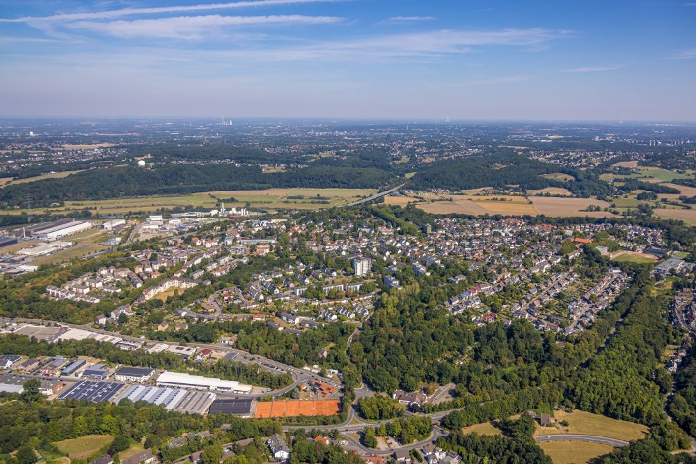 Aerial photograph Hattingen - City area with outside districts and inner city area in Hattingen at Ruhrgebiet in the state North Rhine-Westphalia, Germany