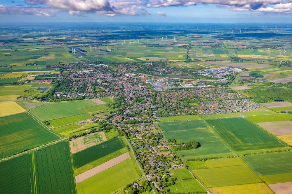 Niebüll from the bird's eye view: City area with outside districts and inner city area in Niebuell North Friesland in the state Schleswig-Holstein, Germany