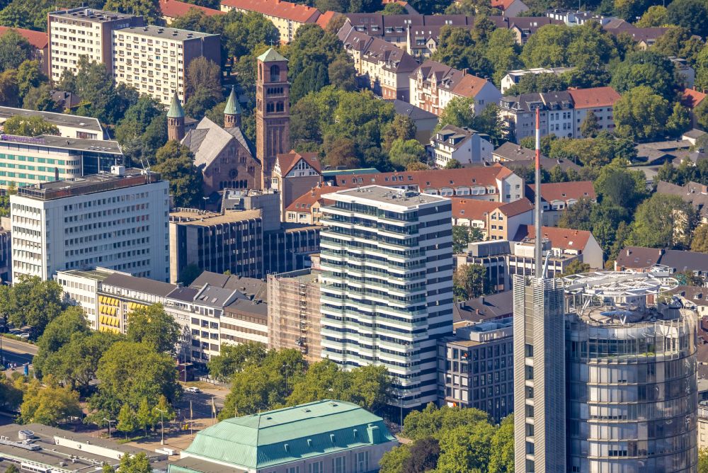 Essen from the bird's eye view: Residential and commercial building HQE Huyssen Quartier Essen on Huyssenallee in the district Suedviertel in Essen in the Ruhr area in the state North Rhine-Westphalia, Germany