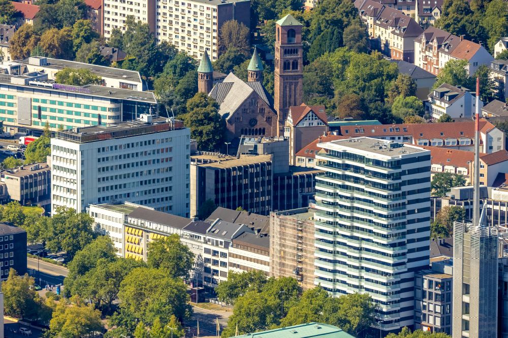 Aerial image Essen - Residential and commercial building HQE Huyssen Quartier Essen on Huyssenallee in the district Suedviertel in Essen in the Ruhr area in the state North Rhine-Westphalia, Germany