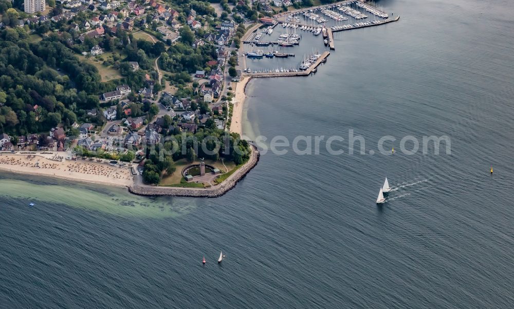 Heikendorf from above - Tourist attraction of the historic monument U-Boot Ehrenmal in the district Moeltenort in Heikendorf in the state Schleswig-Holstein, Germany