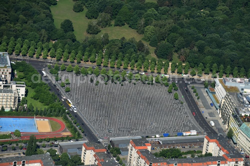 Berlin from above - Tourist attraction of the historic monument Holocaust Mahnmal an der Hannah-Arendt-Strasse in Berlin in Germany