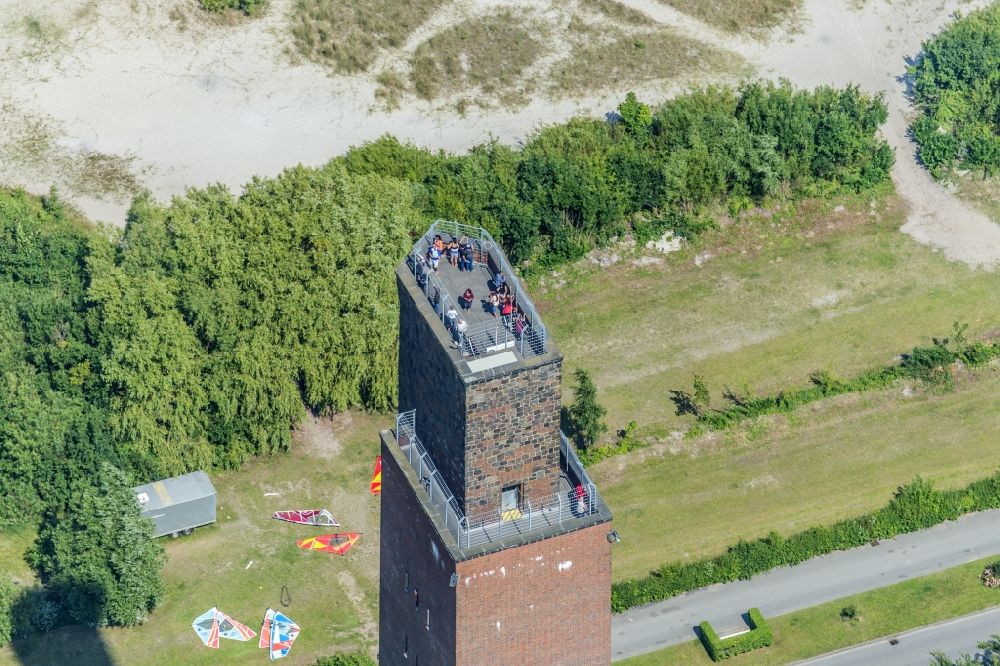 Aerial photograph Laboe - Tourist attraction of the historic monument Marines - Memorial of Germans U-boats at the beach in Laboe in the state Schleswig-Holstein