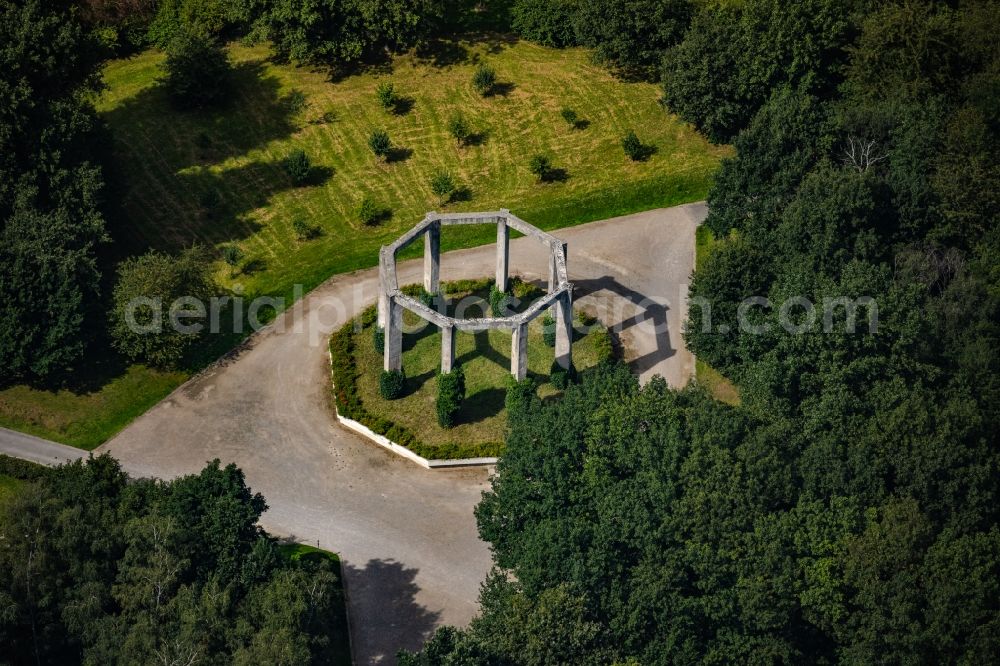 Aerial image Gelsenkirchen - Tourist attraction of the historic monument in Nordsternpark in the district Horst in Gelsenkirchen at Ruhrgebiet in the state North Rhine-Westphalia, Germany