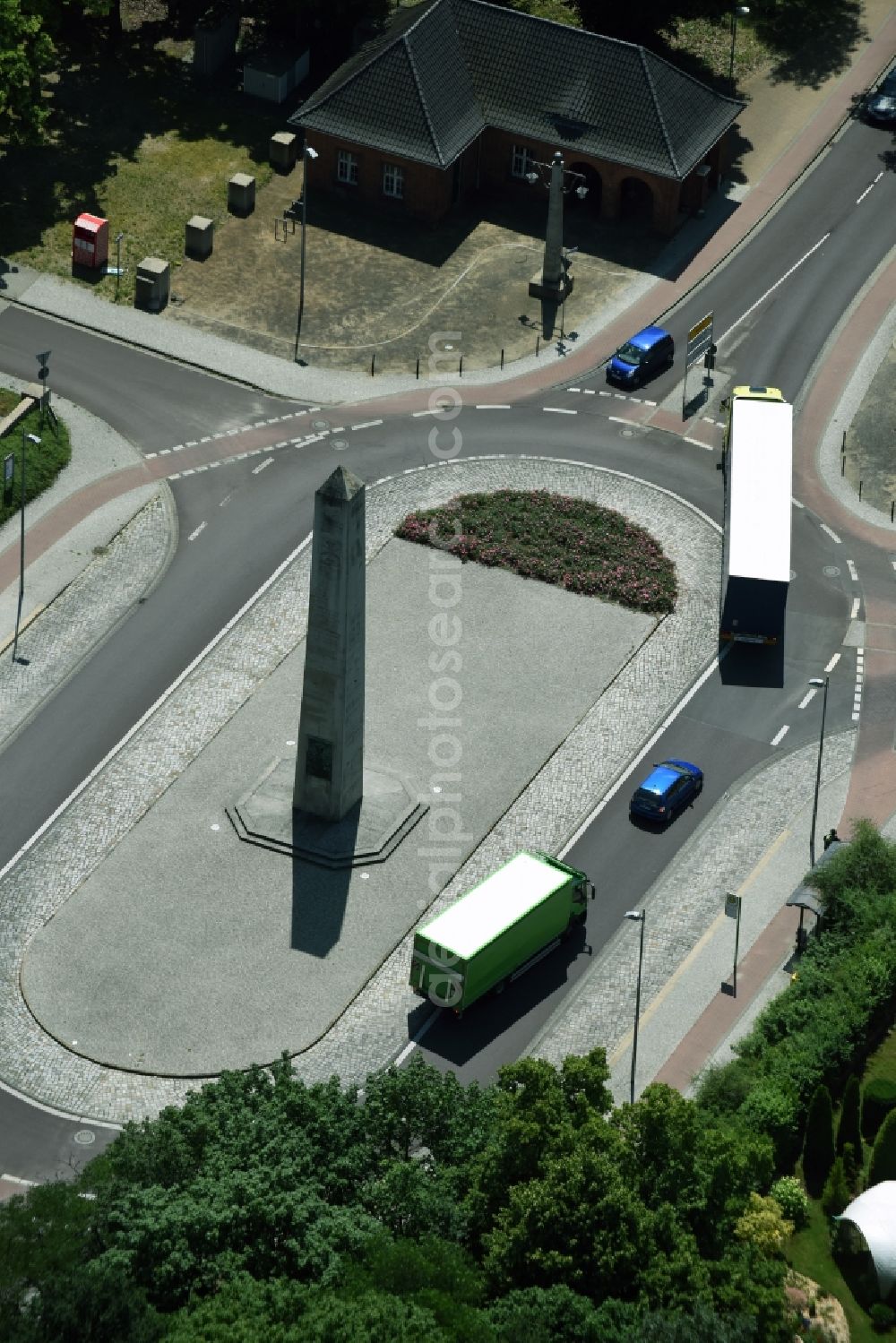 Aerial image Kirchmöser West - Tourist attraction of the historic monument Obelisk am Seegraben in Kirchmoeser West in the state Brandenburg