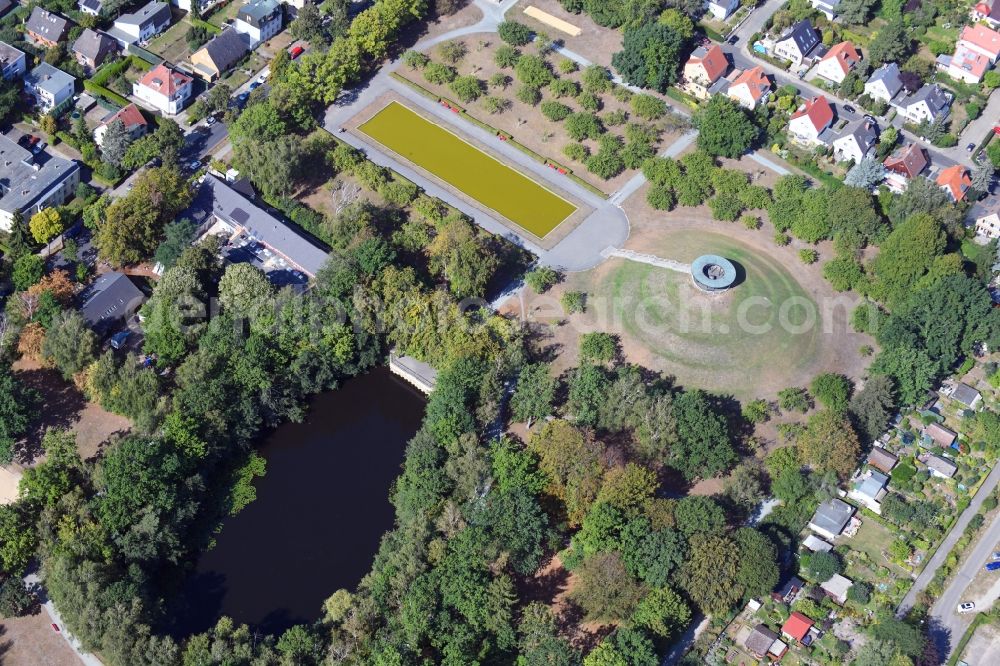 Aerial photograph Berlin - Tourist attraction of the historic monument Otto Lilienthal Gedenkstaette on Schuette-Lanz-Strasse in the district Lichterfelde in Berlin, Germany