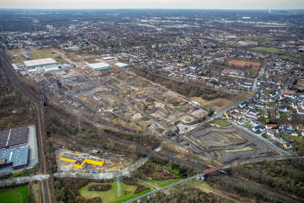 Gelsenkirchen from the bird's eye view: Industrial estate and company settlement Bruesseler Strasse in the district Gelsenkirchen-Mitte in Gelsenkirchen in the state North Rhine-Westphalia