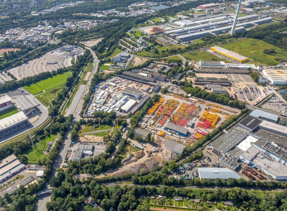 Aerial photograph Bergeborbeck - Industrial estate and company settlement along the Lueschershofstrasse in Bergeborbeck in the state North Rhine-Westphalia, Germany