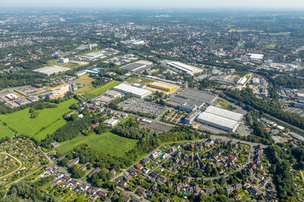 Aerial image Bochum - Industrial estate and company settlement along the Meesmannstrasse in the district Riemke in Bochum in the state North Rhine-Westphalia, Germany