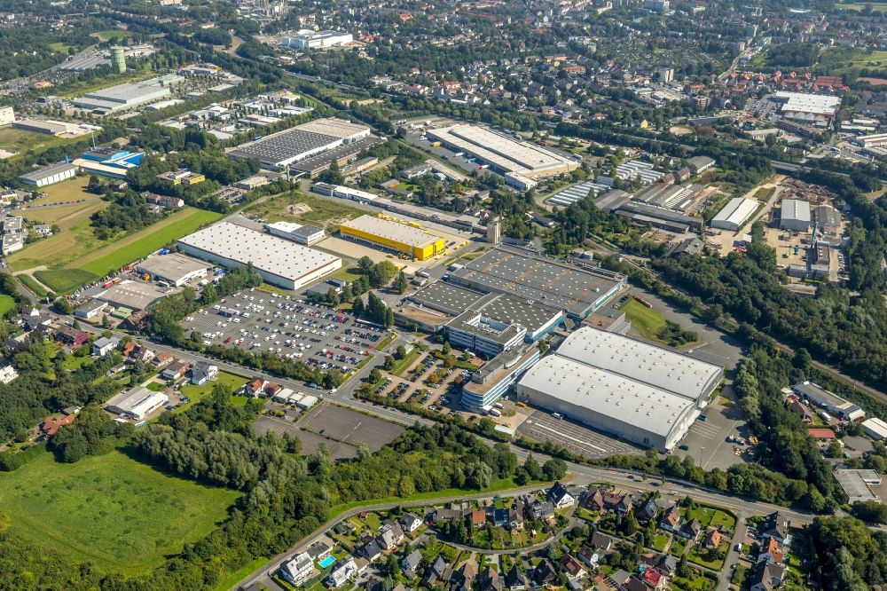 Aerial photograph Bochum - Industrial estate and company settlement along the Meesmannstrasse in the district Riemke in Bochum in the state North Rhine-Westphalia, Germany