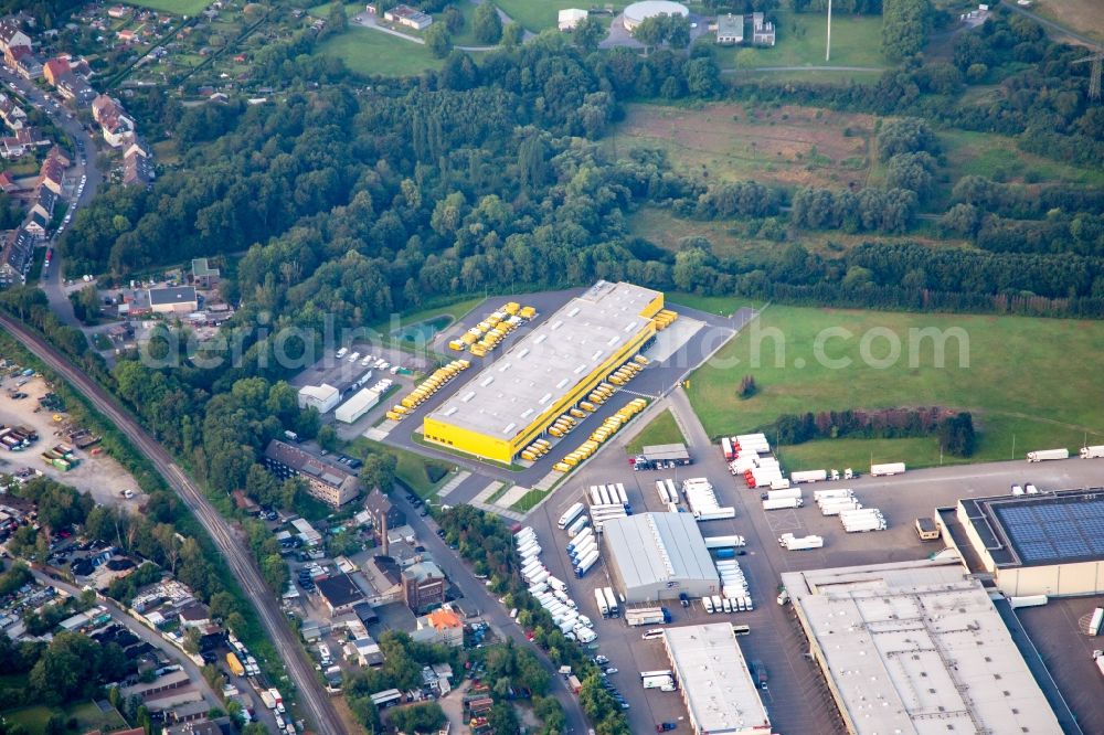 Aerial image Essen - Industrial estate and company settlement along the Ruhrau in Essen in the state North Rhine-Westphalia, Germany