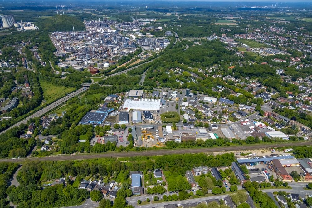 Aerial image Gelsenkirchen - Industrial estate and company settlement on Feldhauser strasse in the district Buer in Gelsenkirchen at Ruhrgebiet in the state North Rhine-Westphalia, Germany