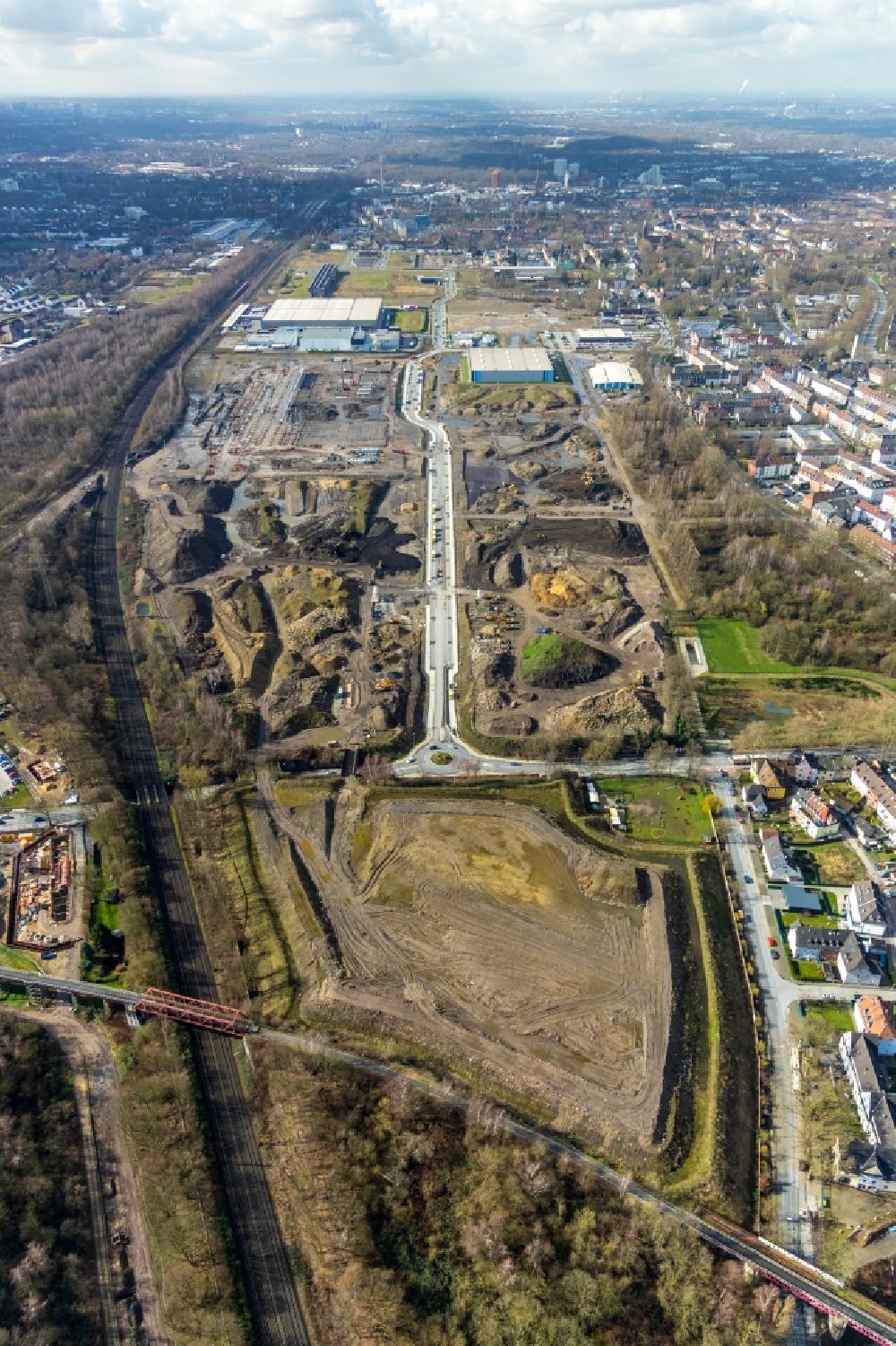 Gelsenkirchen from above - Industrial estate and company settlement Bruesseler Strasse in the district Gelsenkirchen-Mitte in Gelsenkirchen in the state North Rhine-Westphalia