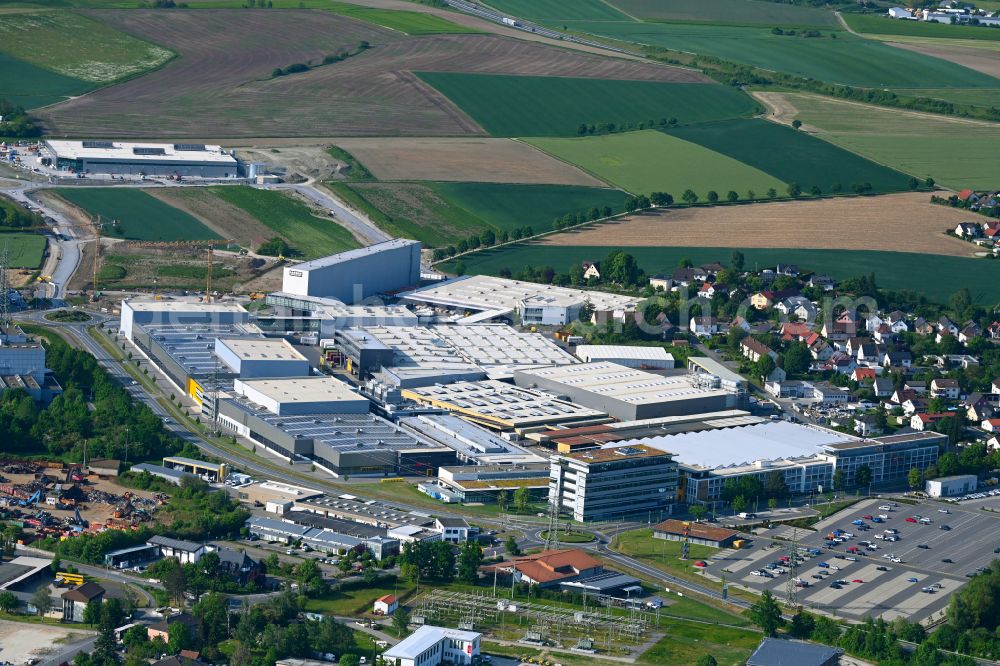 Aerial photograph Coburg - Industrial estate and company settlement Gewerbegebiet Bertelsdorf on street Bertholdstrasse in the district Ketschendorf in Coburg in the state Bavaria, Germany