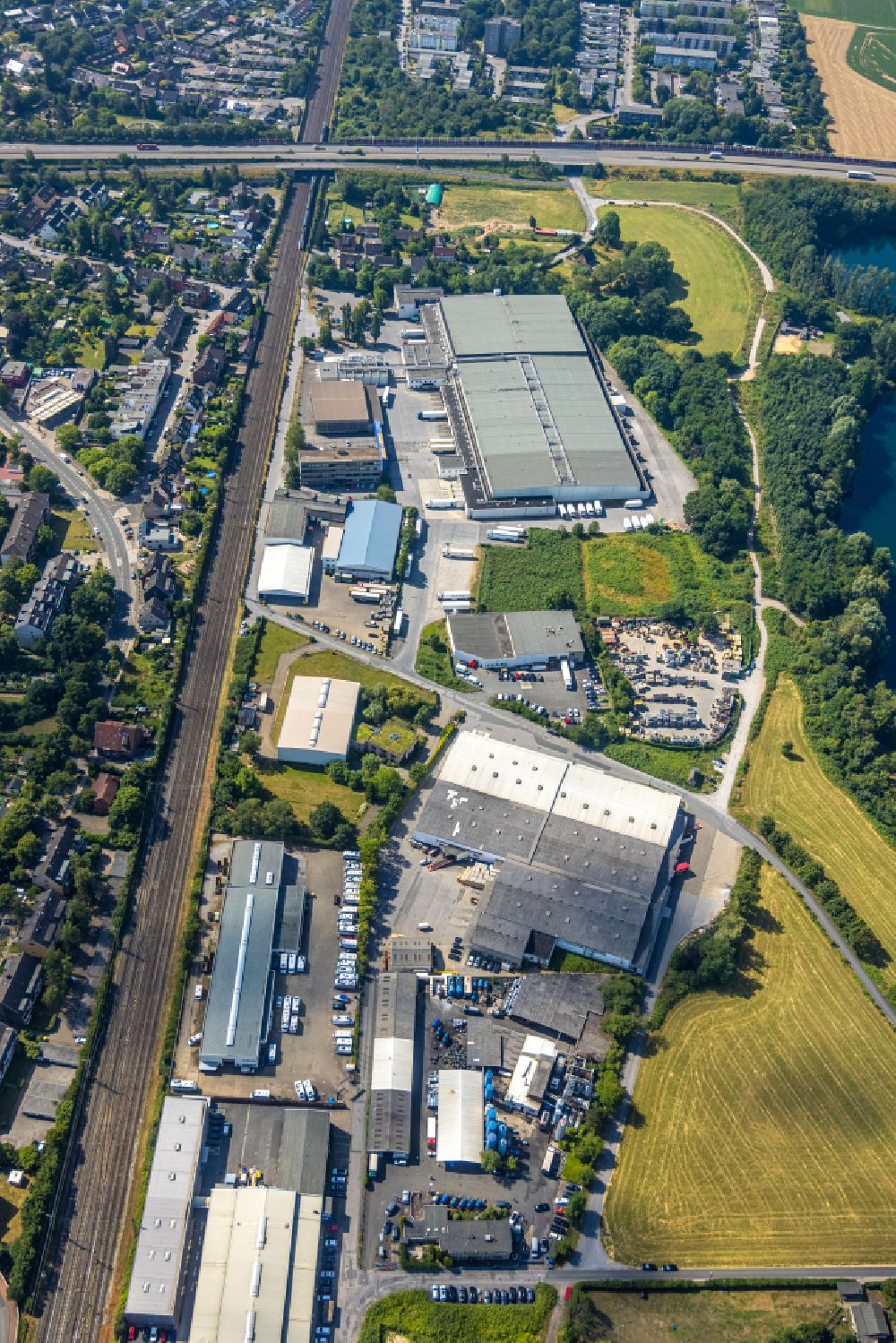 Aerial image Duisburg - Industrial estate and company settlement Grossenbaum-Sued in the district Grossenbaum in Duisburg in the state North Rhine-Westphalia