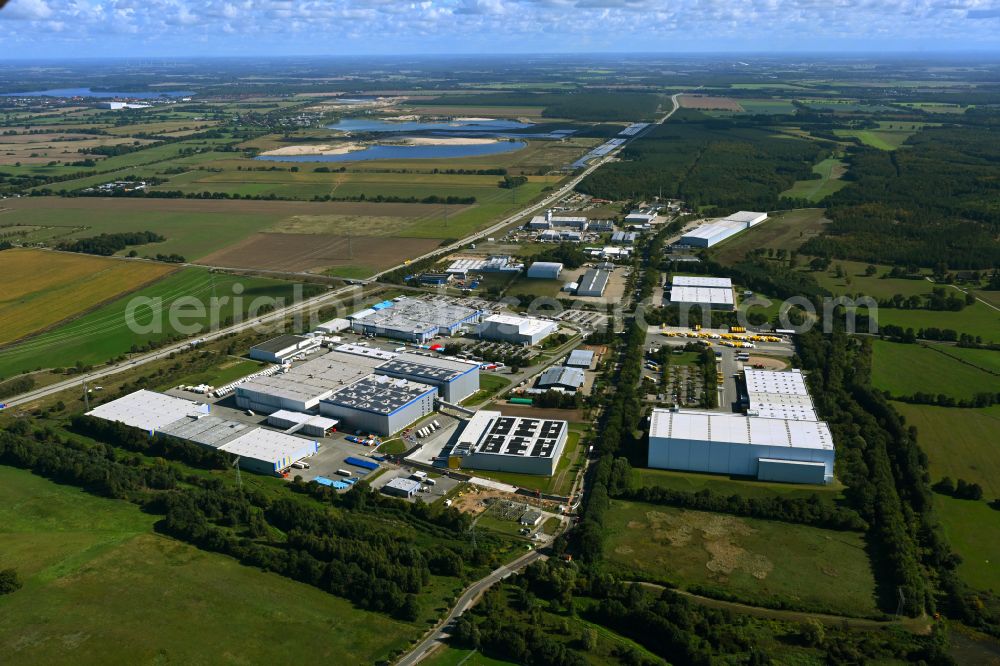 Gallin from the bird's eye view: Industrial estate and company settlement Am Heisterbusch in the district Valluhn in Gallin in the state Mecklenburg - Western Pomerania, Germany