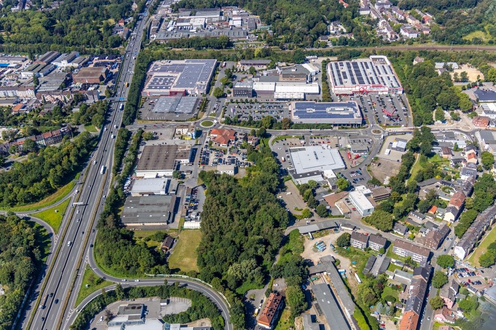 Bochum from the bird's eye view: Industrial estate and company settlement on Hofsteder Strasse - Speicherstrasse in the district Hofstede in Bochum in the state North Rhine-Westphalia, Germany