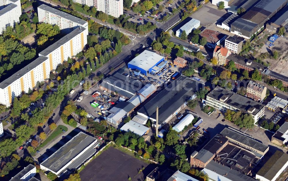 Aerial photograph Berlin - View of the commercial and industrial area Herzbergstrasse in Berlin - Lichtenberg. The area between Vulkanstrasse and Siegfriedstrasse was known as an important industrial base in the past centuries and is location to several landmarked buildings