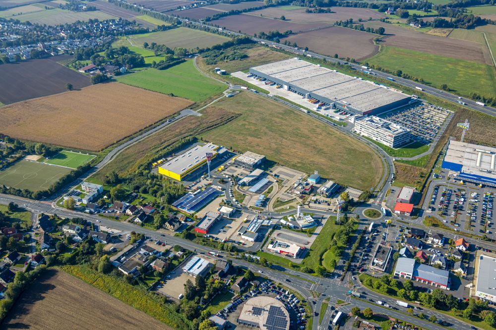 Kamen from the bird's eye view: Commercial area and company settlement Kamen Karree in the district Alte Colonie in Kamen at Ruhrgebiet in the state North Rhine-Westphalia, Germany