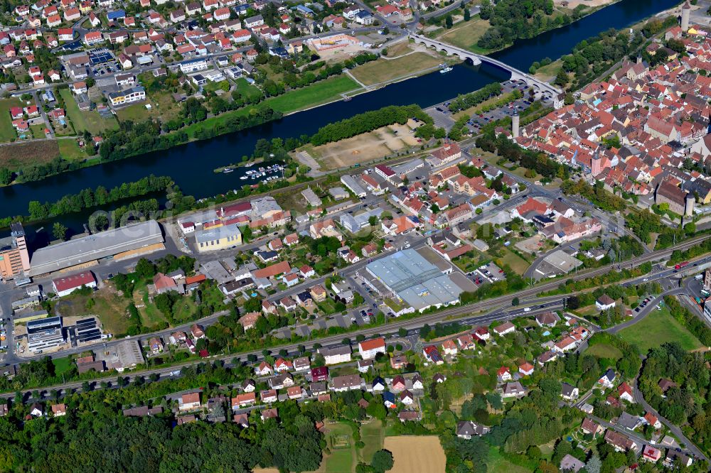 Aerial photograph Kleinochsenfurt - Industrial estate and company settlement in Kleinochsenfurt in the state Bavaria, Germany