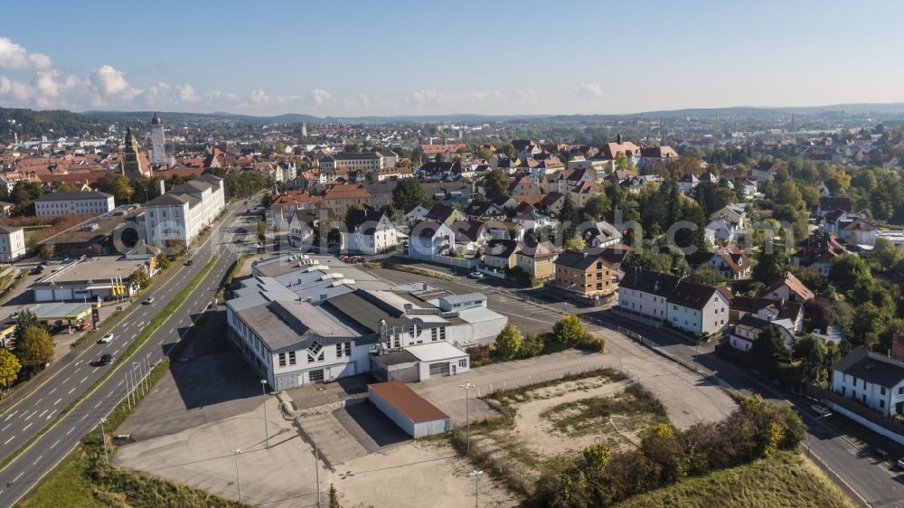 Aerial image Amberg - Industrial estate and company settlement on crossing of Bandesstrasse 85 (Nuernberger Strasse) on Infanteriestrasse and Hockermuehlstrasse in the district Speckmannshof in Amberg in the state Bavaria