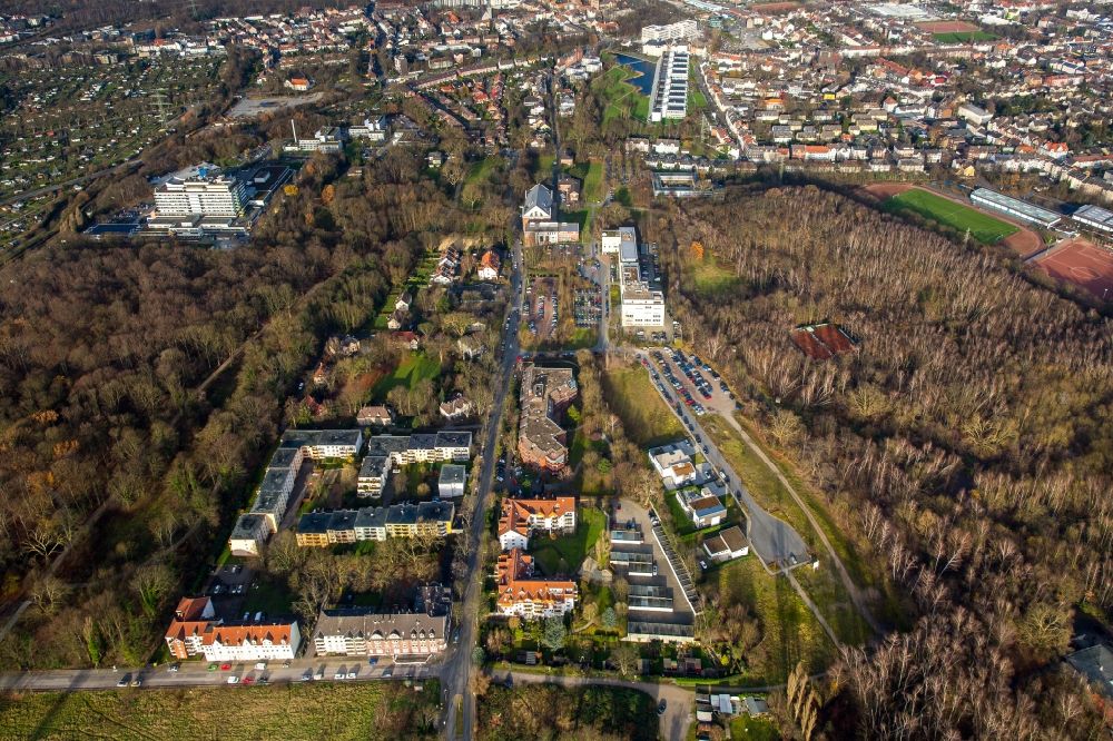 Gelsenkirchen from above - Industrial estate and company settlement Leithestrasse in Gelsenkirchen in the state North Rhine-Westphalia