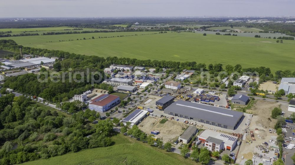 Aerial photograph Schöneiche - Industrial estate and company settlement North in Schoeneiche in the state Brandenburg, Germany