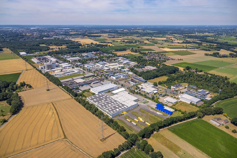 Aerial image Obrighoven - Industrial estate and company settlement in Obrighoven in the state North Rhine-Westphalia, Germany